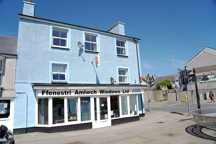 Stryd Mona, Amlwch